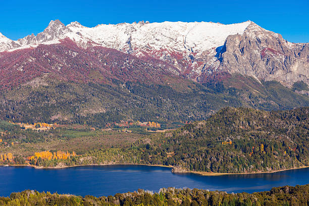 paisaje bariloche en argentina - bariloche lagos patagonia number 7 fotografías e imágenes de stock