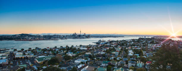 istock Auckland Sunset with flare 610990020