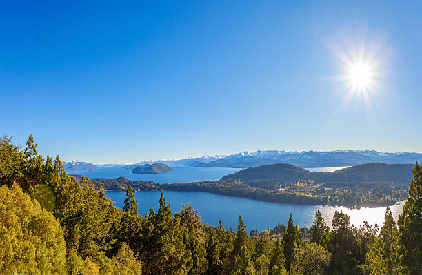 paisaje bariloche en argentina - bariloche lagos patagonia number 7 fotografías e imágenes de stock