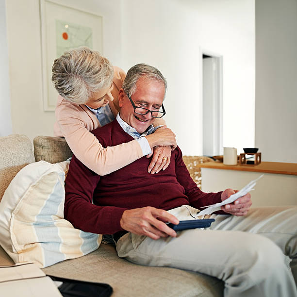 istock I know just the thing to do with our savings 611077196