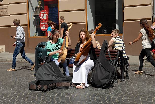 street-musiker  - ukrainian culture audio stock-fotos und bilder