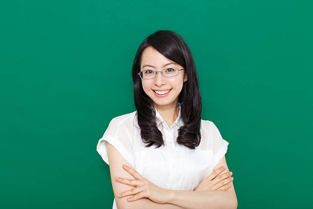 istock Japanese woman wearing glasses 611175014