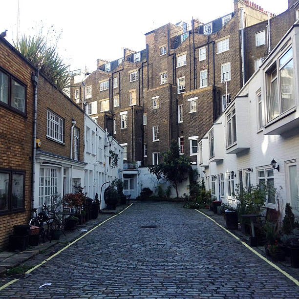 istock London street 611176564