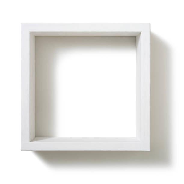 Prateleira de caixa isolada em fundo branco - foto de acervo