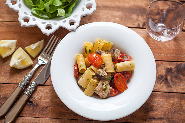 Rigatoni with Tuna Fish and tomato