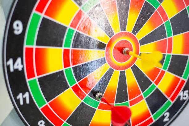 istock Target arrow aim to center goal market 611317946