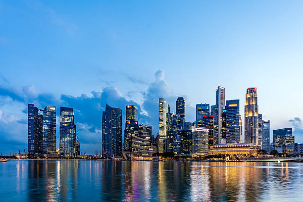 istock Singapore's financial district and bay area 611320596