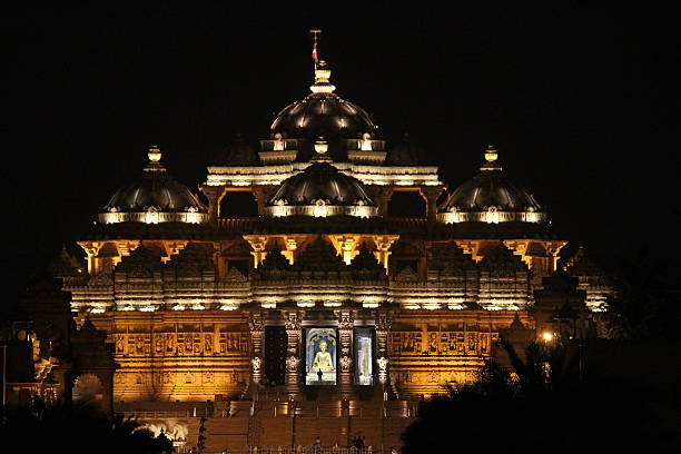 istock Akshardham temple at night 611320776