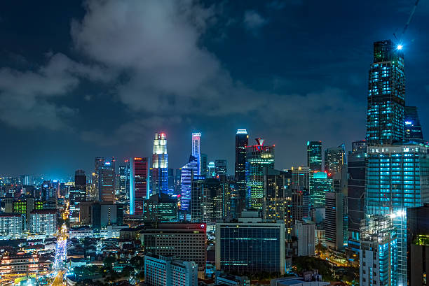 istock Singapore's financial district at night 611320902