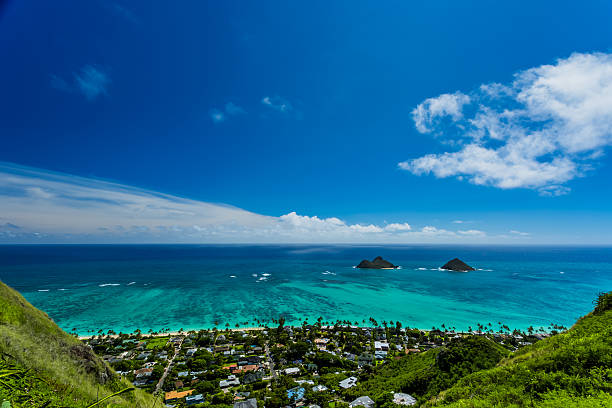 istock Lanikai in Oahu Island 611324718