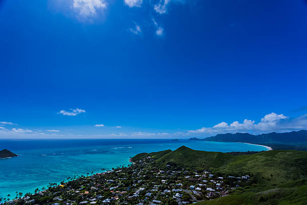 istock Lanikai in Oahu Island 611324930