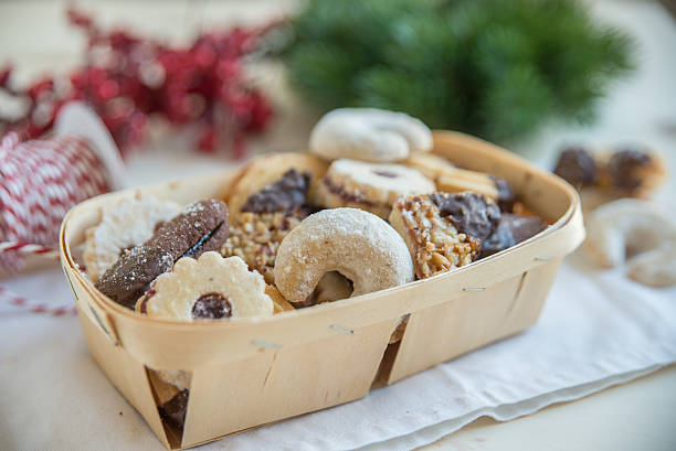 istock Christmas Cookies 611589260