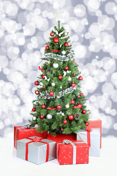 istock Christmas tree background banner snow stars decoration 611601596