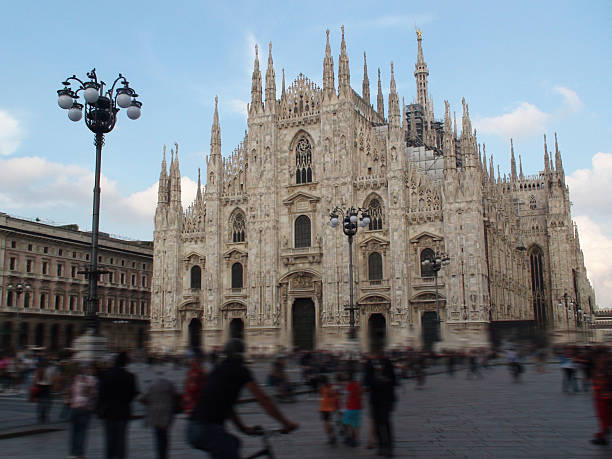istock Duomo Cathedral Building Exterior In Milan Italy 611614620