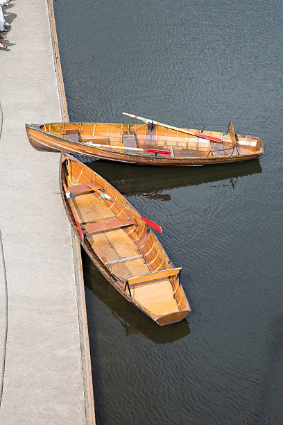 istock Punts and Rowing Boat from Elvet Bridge, Durham 611620968