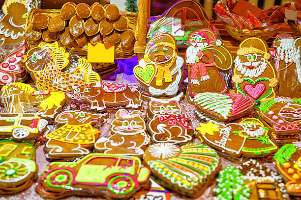 istock Colorful gingerbreads with various icing at Riga Christmas Market 611632232
