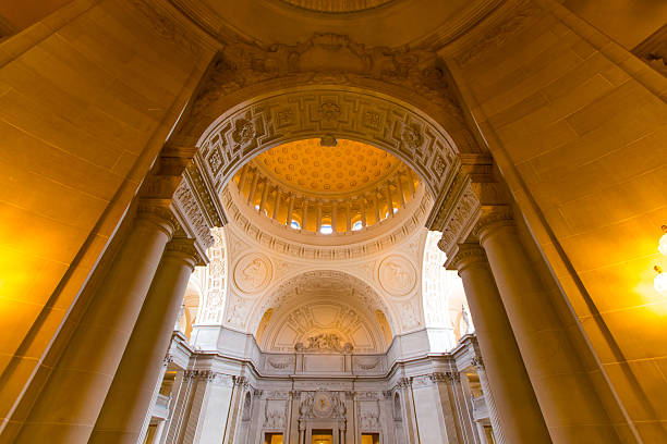istock Interior of the San Francisco city hall building 611635514
