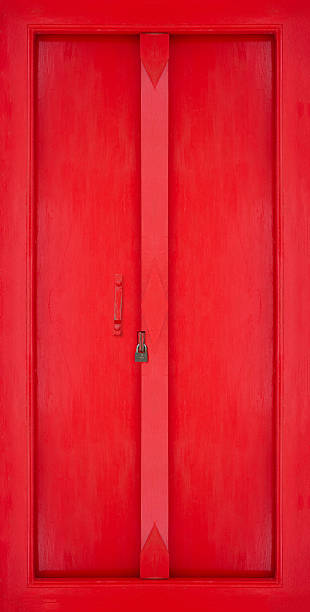 istock Red buddhist temple door with lock, red painted 611752904