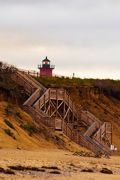 farol de nauset - nauset beach imagens e fotografias de stock