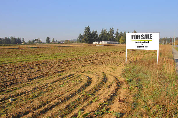 istock Agricultural Land for Industrial Use 611881478