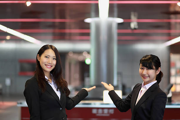 reception - hotel greeting welcome sign service foto e immagini stock