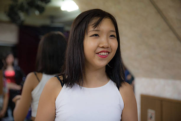 istock Happy young Japanese girls 611903718