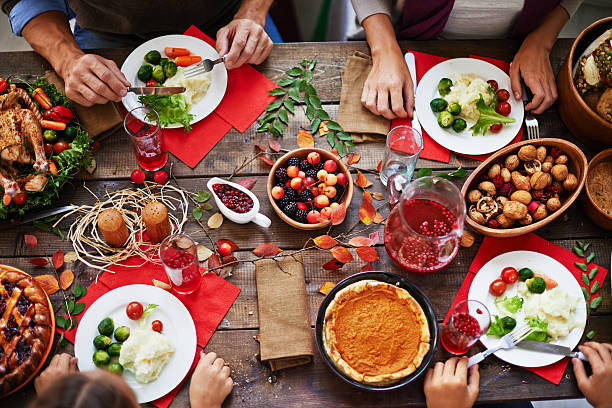 święto dziękczynienia feast - spread zdjęcia i obrazy z banku zdjęć