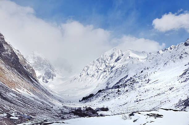 istock beautiful mountain in winter 612238790