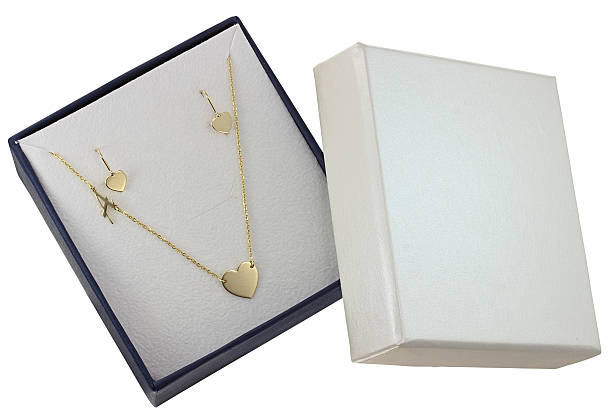 istock Jewelry box on white background 612243726