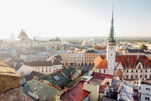 오로무크 시의 전경, 체코 - middle ages international landmark eastern europe architectural styles 뉴스 사진 이미지