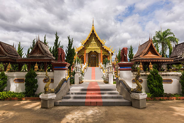 istock Wat Su khan tha wa ri temple 612270604