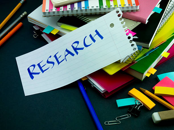 istock Somebody Left the Message on Your Working Desk; Research 612378526