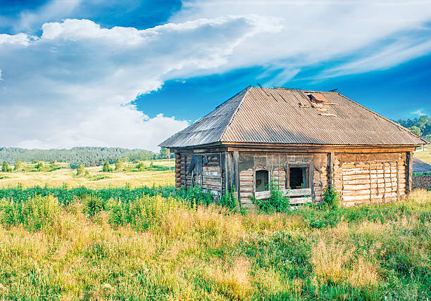 istock old abandoned wooden house 612402586
