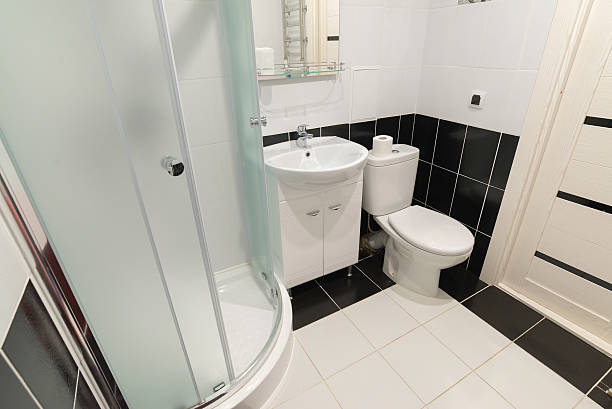 istock Interior showers with toilets are in black and white 612409496