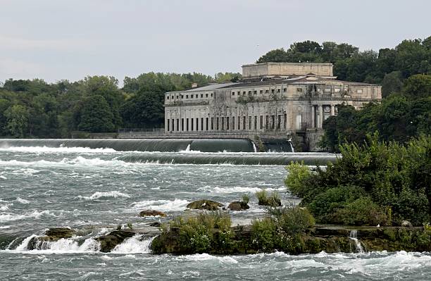 istock Niagara Falls old Power Generating Station 612482224