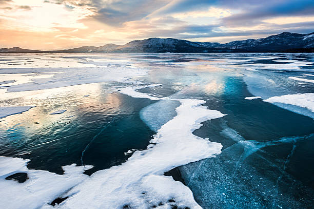 istock Fantastic winter landscape with frozen lake 612482370