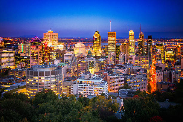 Downtown Montreal Skyline at night Downtown Montreal Skyline at night, from la place de la cathedrale to the edge of Griffintown. montréal photos stock pictures, royalty-free photos & images