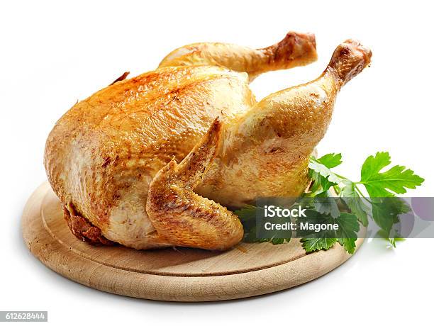 Foto de Frango Assado Inteiro e mais fotos de stock de Frango - Frango, Inteiro, Assado no Forno