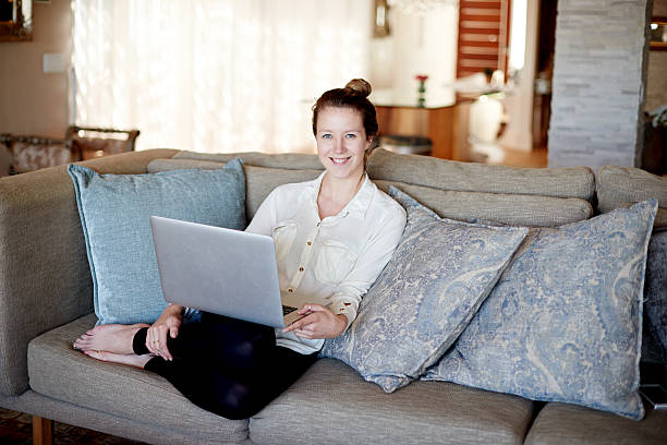 istock I want to update my status 612634990