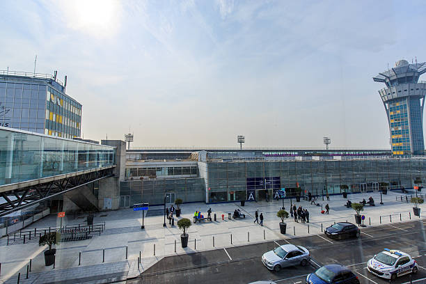 오리 공항 입구의 넓은 전망 - architectur 뉴스 사진 이미지
