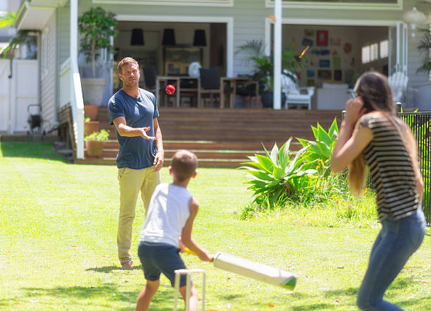 istock Australian family playing cricket 612655068