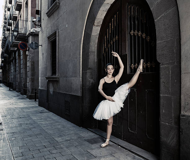 istock Ballerina performance in the city 612721340