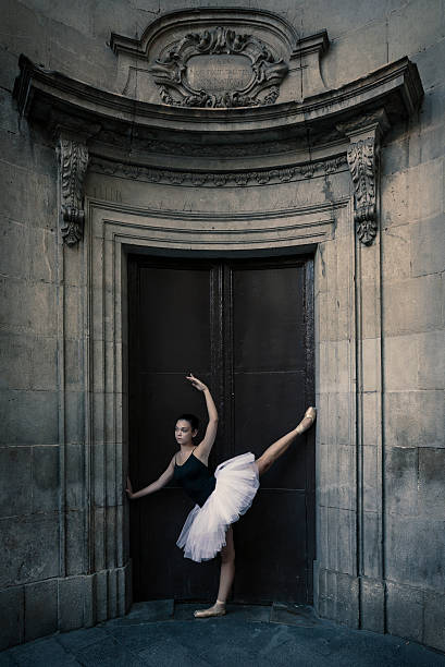 istock Ballet dancer performance in the city 612742734