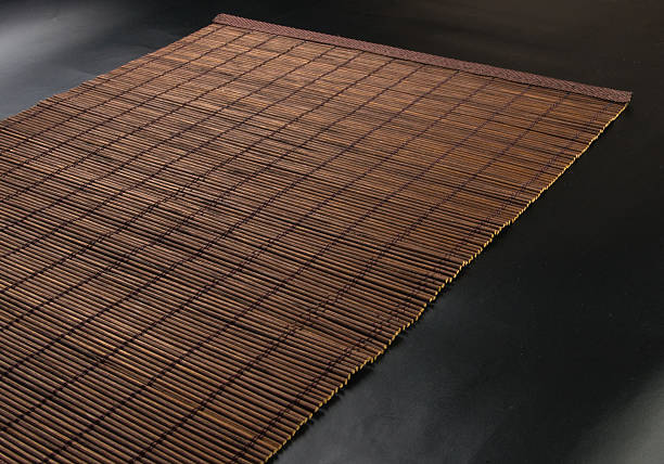 istock bamboo Mat - stand food 612750024