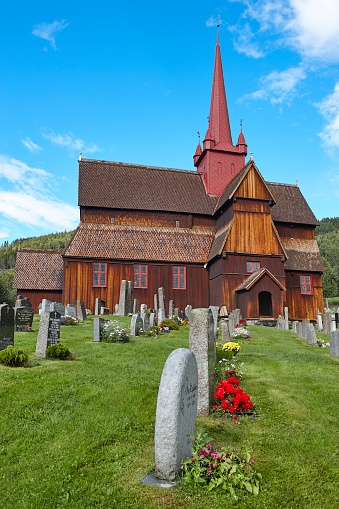 Iglesia de madera medieval tradicional noruega. Ringebu stavkyrkje. photo