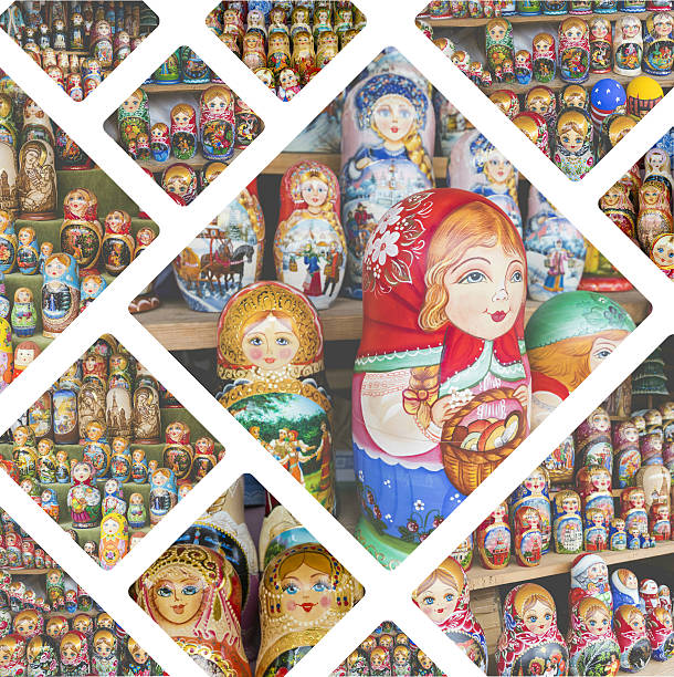 ネスティング人形画像のコラージュ - 旅行の背景(私の写真) - russian nesting doll babushka doll matroshka ストックフォトと画像
