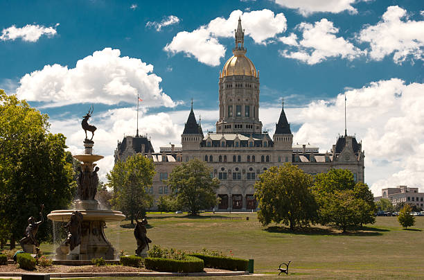 istock Hartford Connecticut Capitol Noon 612860958