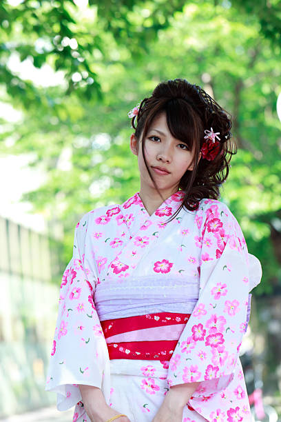istock Japanese woman wearing yukata 613024818