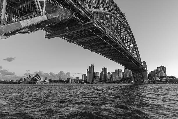 interesse di sydney - sydney opera house sydney australia opera house bridge foto e immagini stock