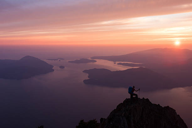 istock Stunning mountain hike 613117994
